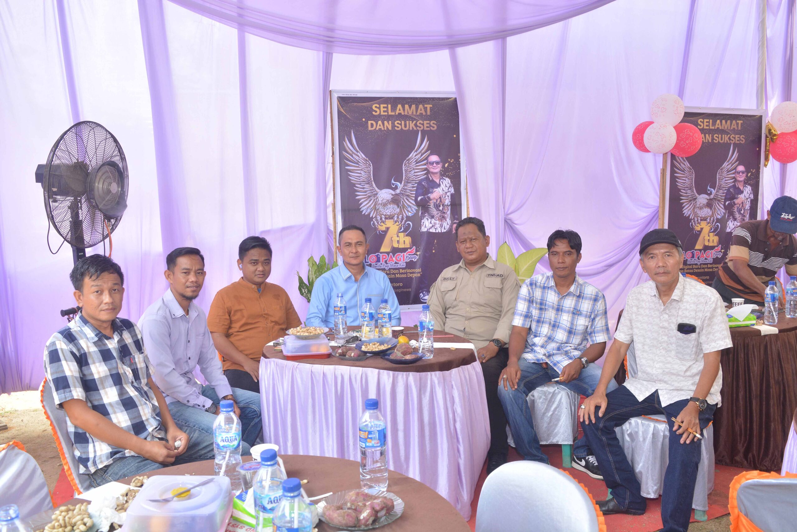 Foto, Istimewa 