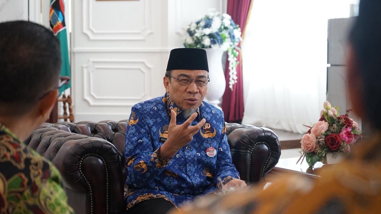 Foto, Wali Kota Padang